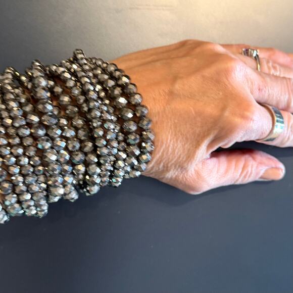 Millianna Leather Magnetic Closure Glamour Beaded Bracelet - Picture 8 of 10